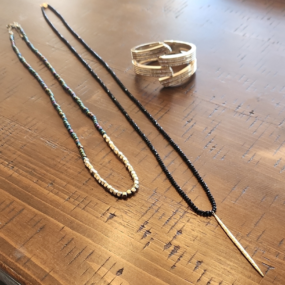 Elegant Necklace & Bracelet Set